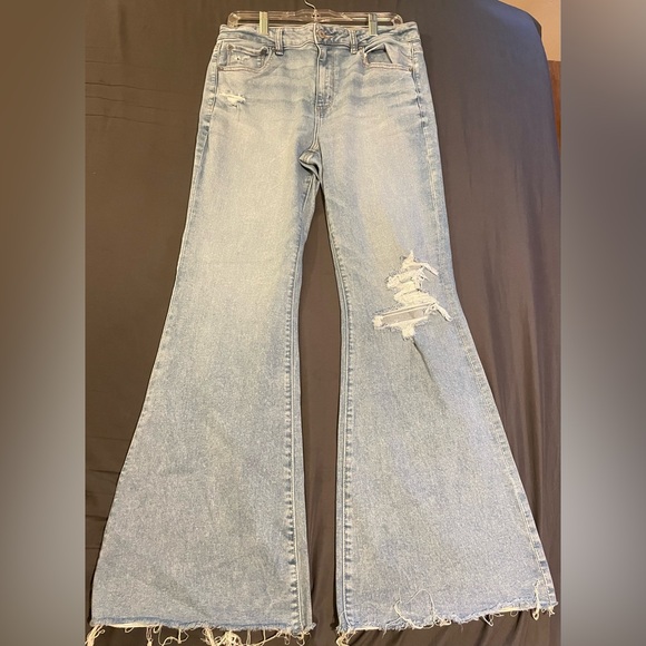American Eagle Outfitters Denim - American Eagle Outfitters Super Hi Rise Flare Jeans
